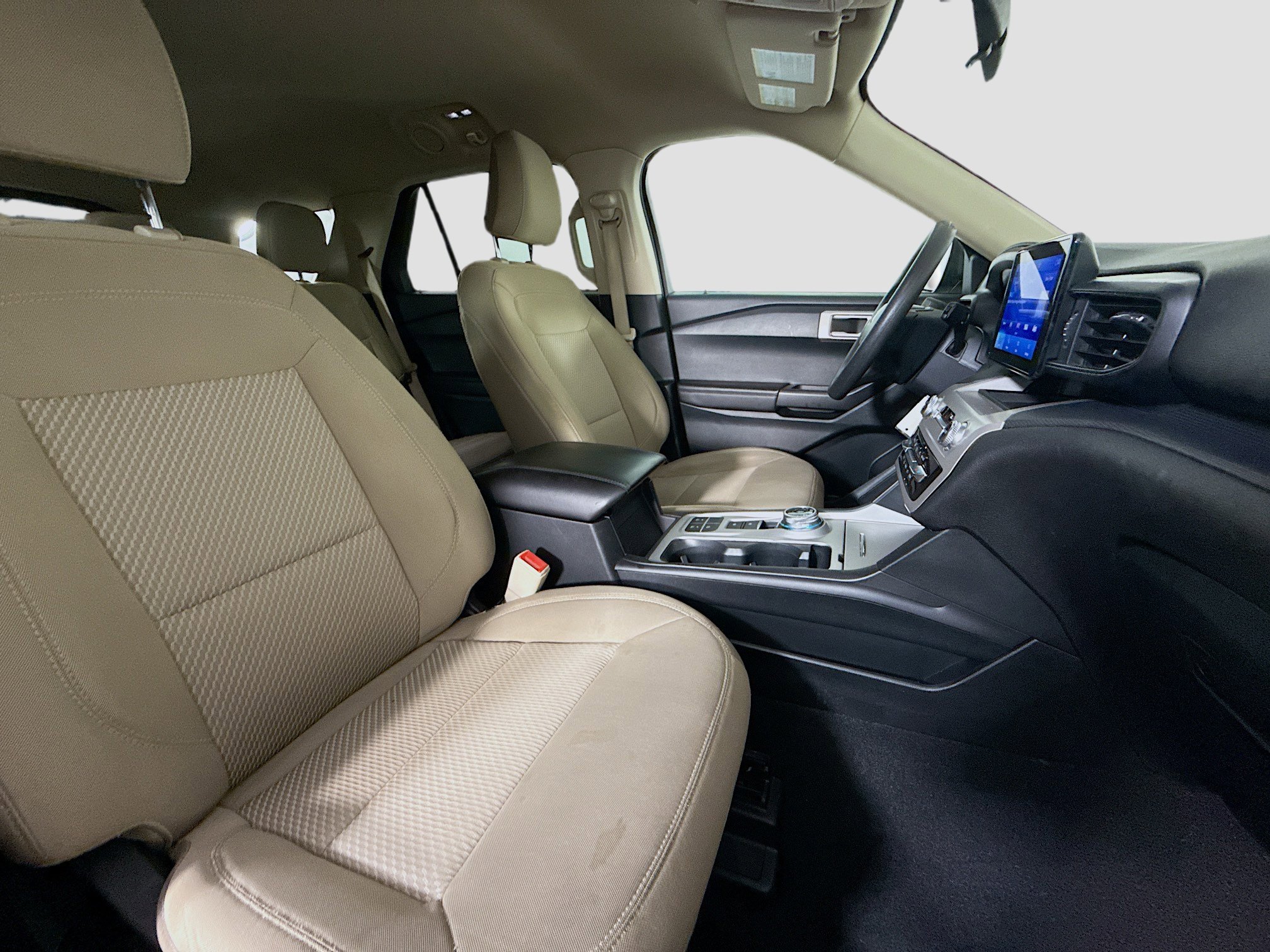 Used 2023 Ford Explorer Base image 27