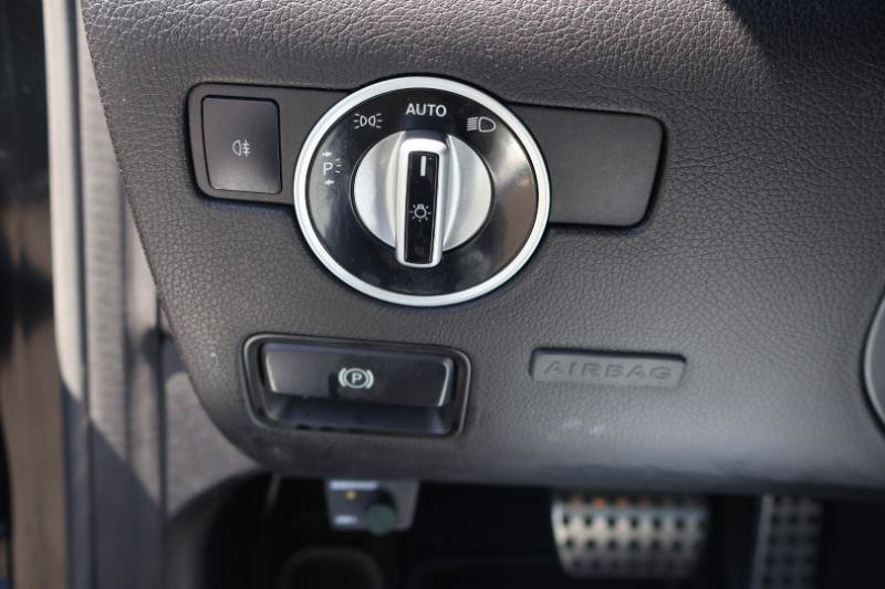 Used 2013 Mercedes-Benz SLK 250 w/ Premium I Pkg image 15