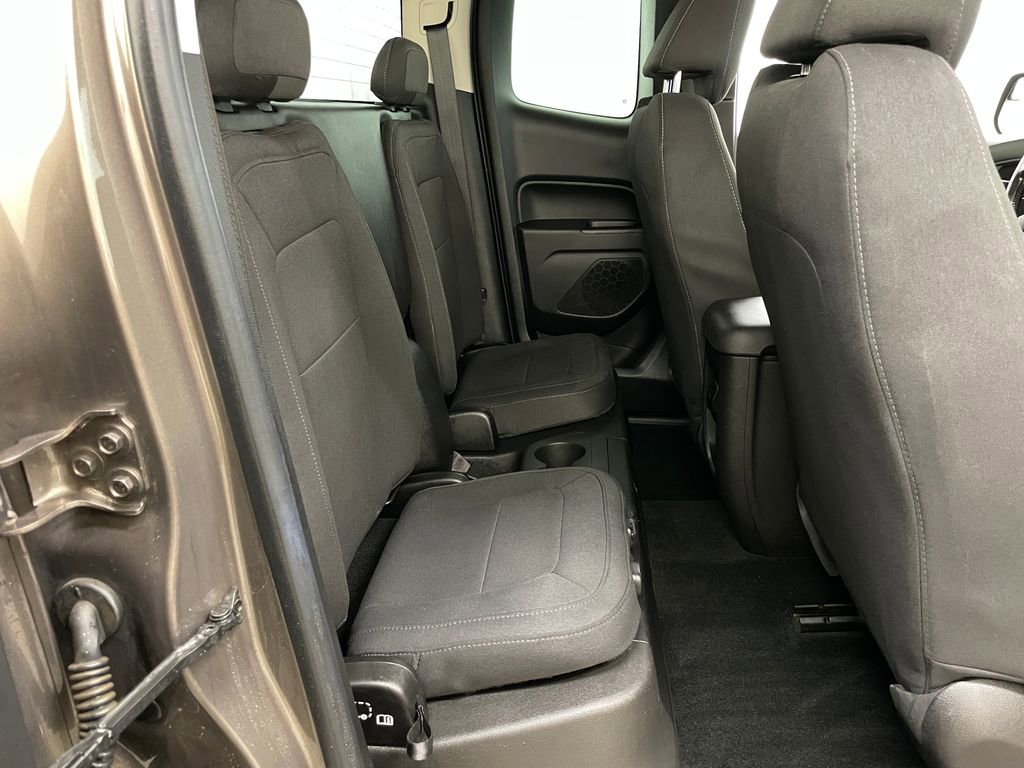 Used 2015 Chevrolet Colorado LT w/ LT Convenience Package RWD image 37