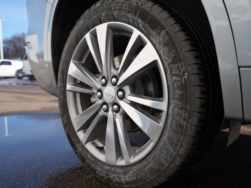 Used 2025 Cadillac XT6 Premium Luxury image 37