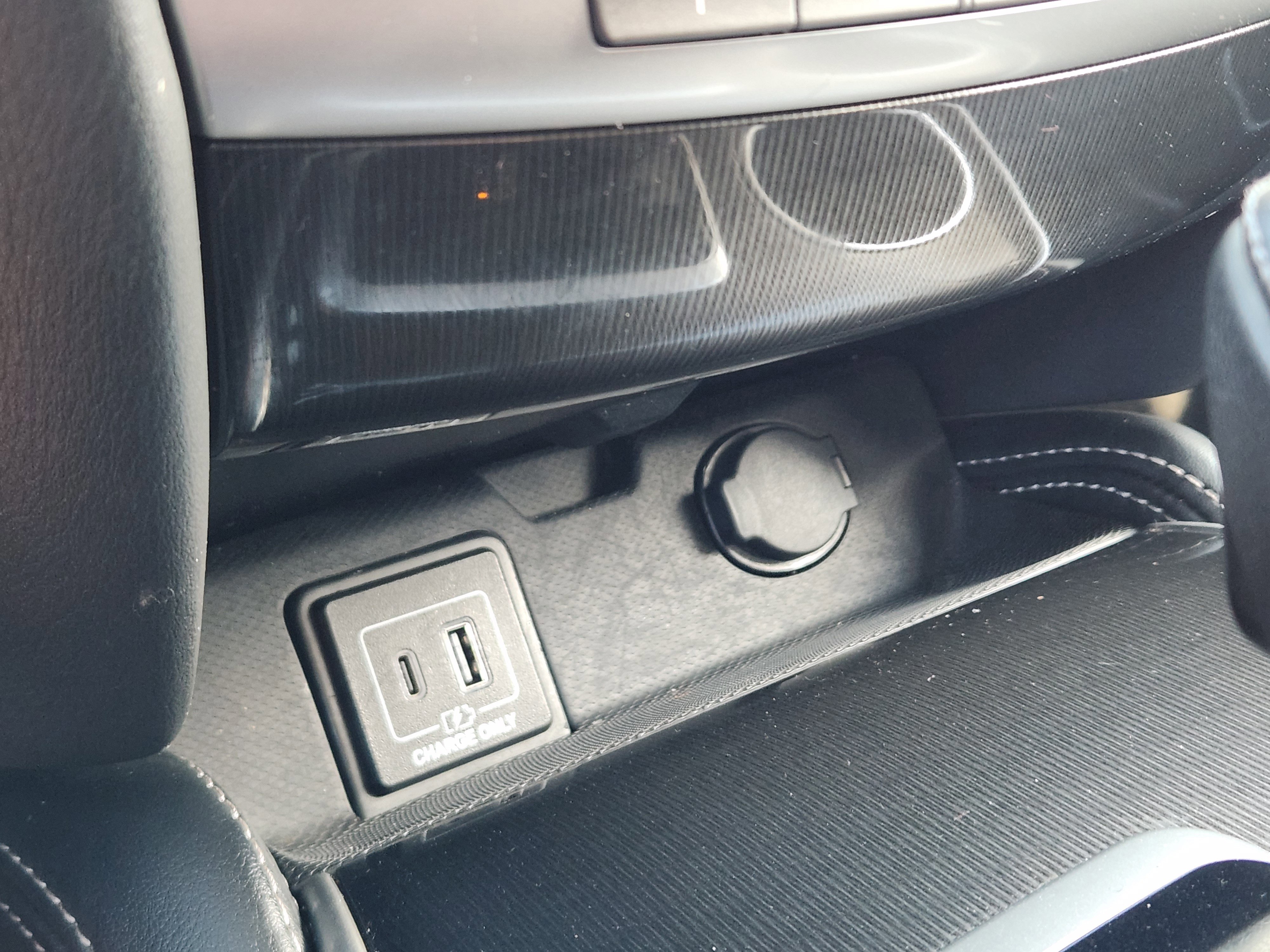 Used 2019 INFINITI QX60 Luxe w/ Essential Package image 23