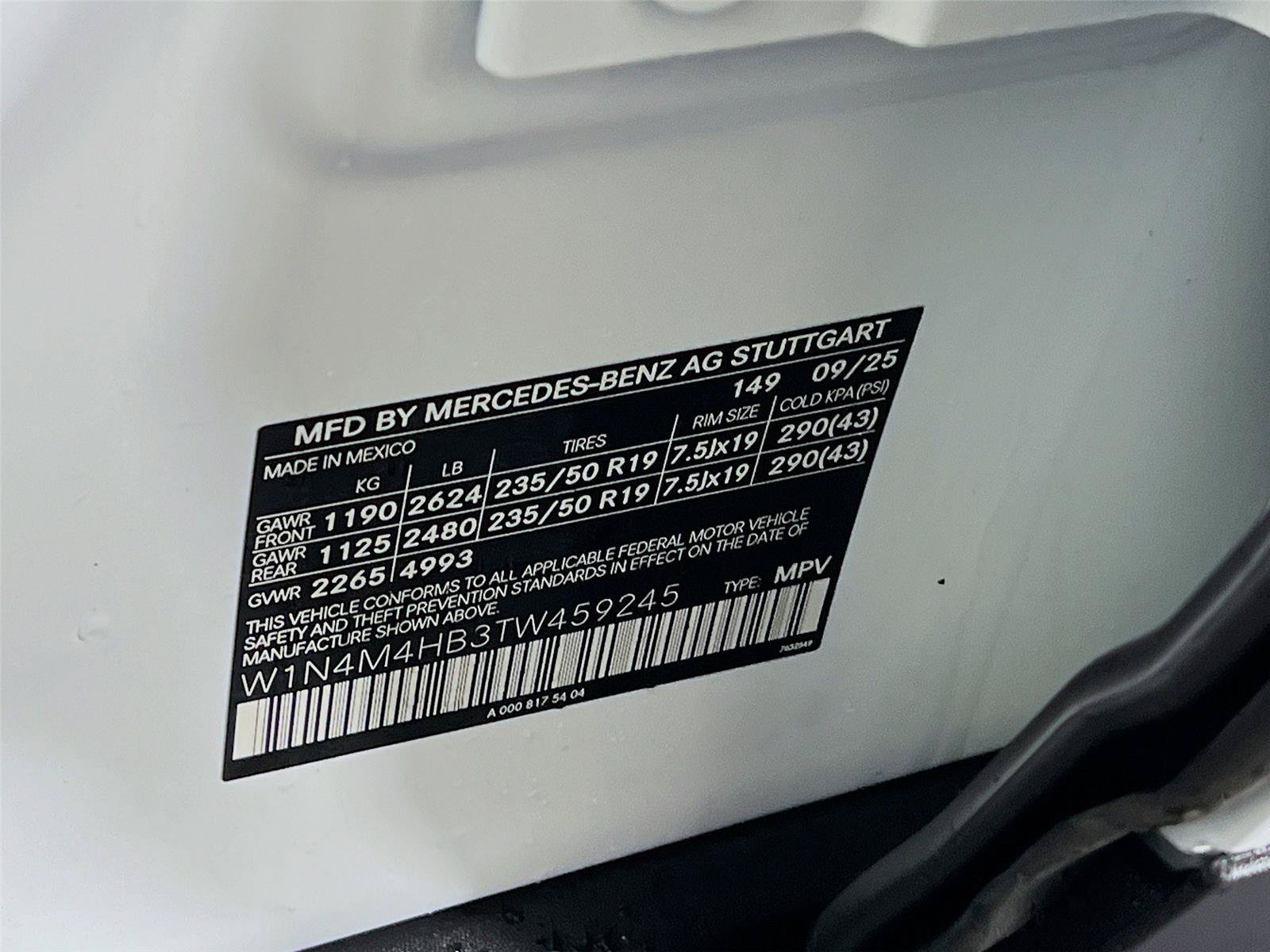 Used 2026 Mercedes-Benz GLB 250 4MATIC image 29