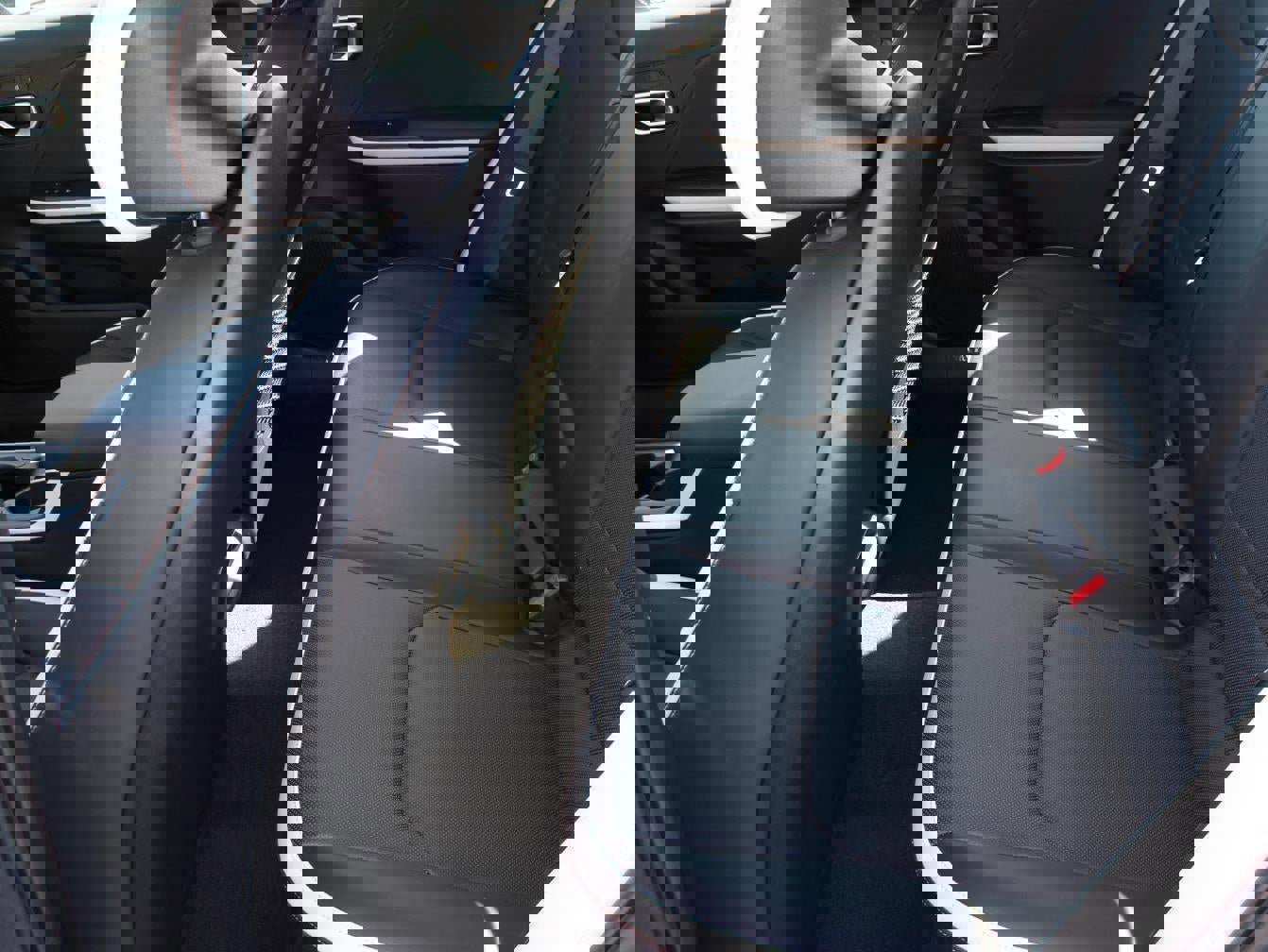 New 2025 Kia K4 GT-Line Turbo image 17