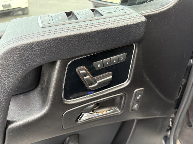 Used 2015 Mercedes-Benz G 550 image 10