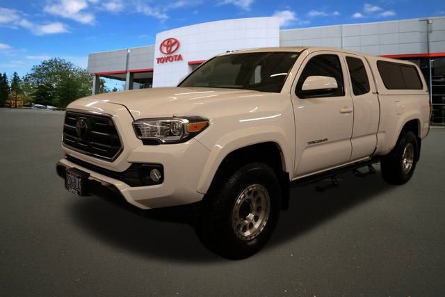 Certified 2018 Toyota Tacoma SR5 image 6