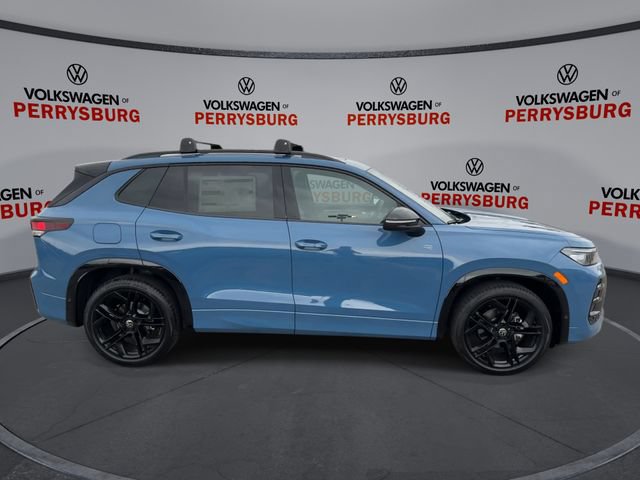 New 2026 Volkswagen Tiguan SE R-Line FWD image 9