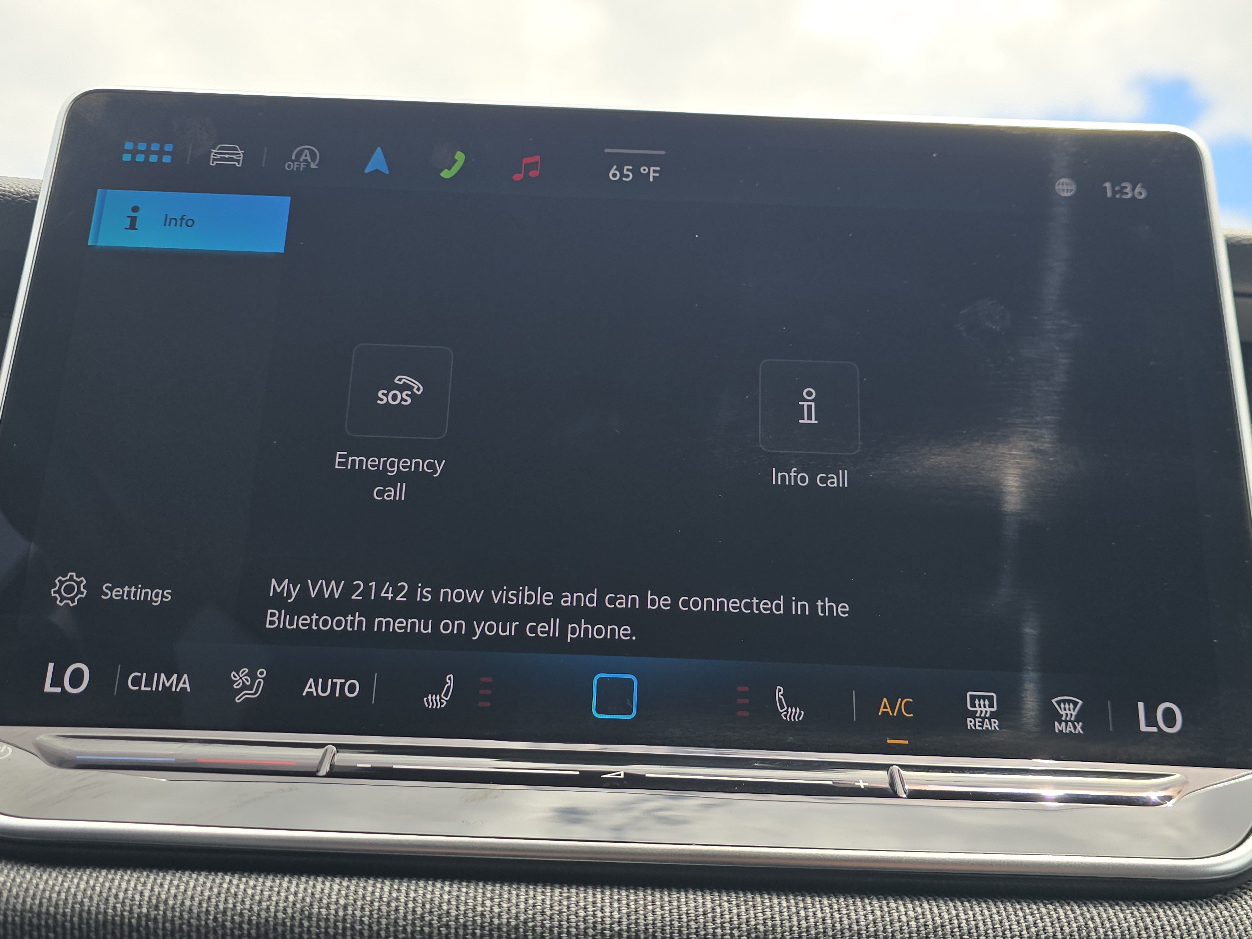 New 2025 Volkswagen Tiguan S AWD/4WD image 11