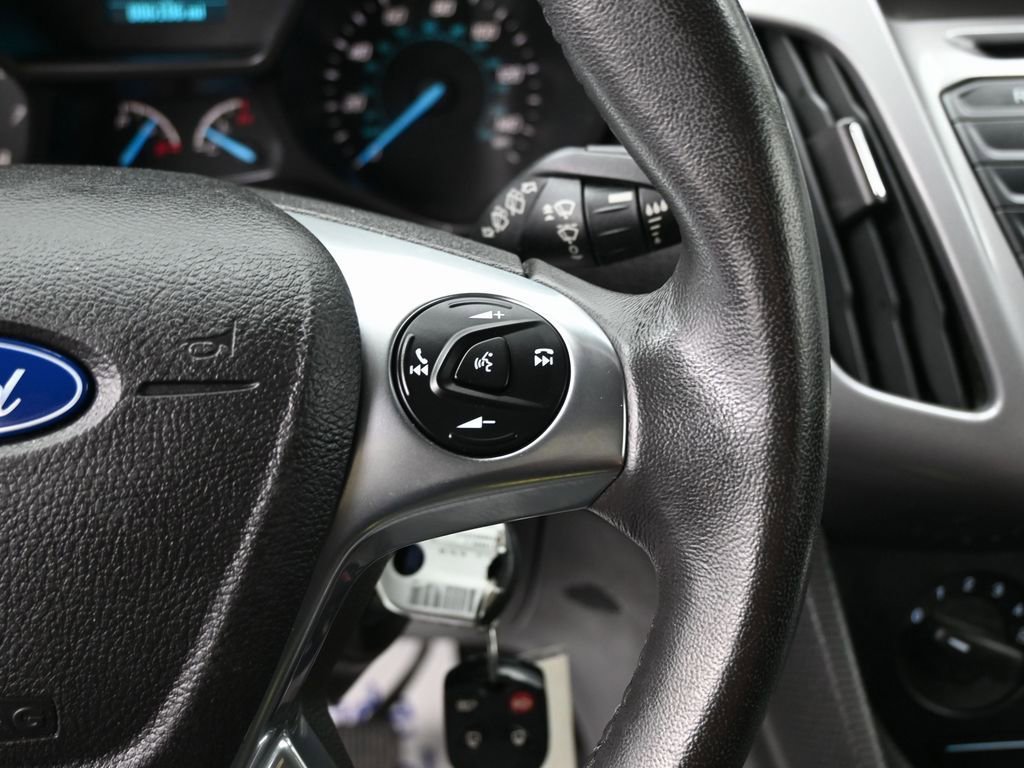 Used 2016 Ford Transit Connect XLT image 17