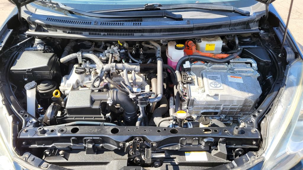 Used 2016 Toyota Prius C Two FWD image 35