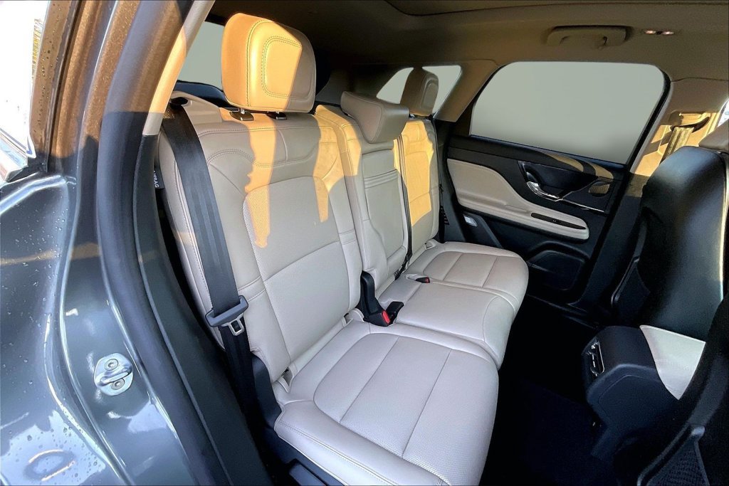 Certified 2026 Lincoln Corsair Premiere FWD image 24
