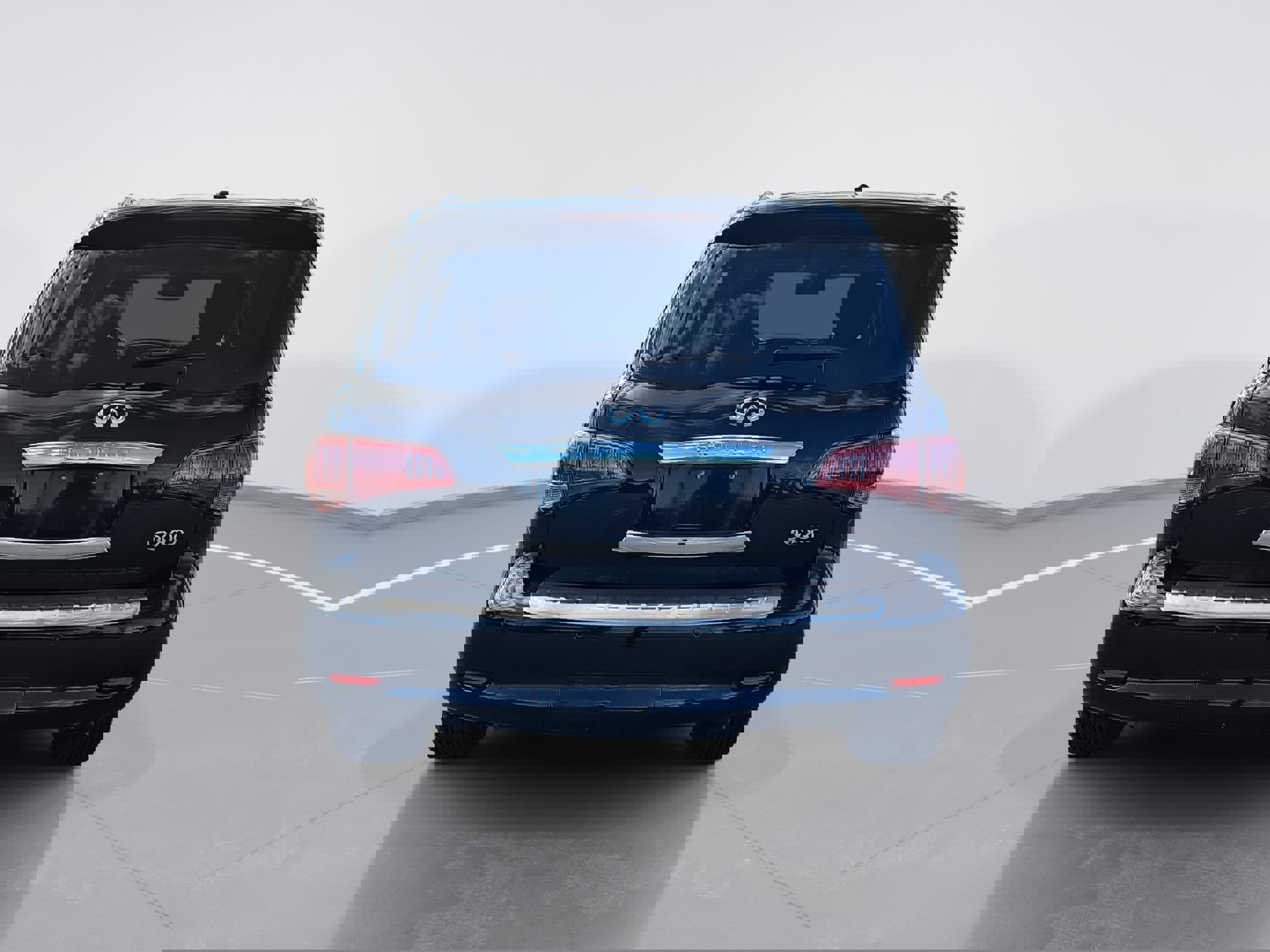 Used 2017 INFINITI QX80 2WD image 4