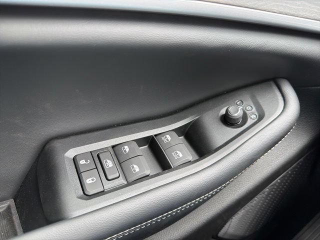 New 2026 Jeep Grand Cherokee Altitude AWD/4WD image 24