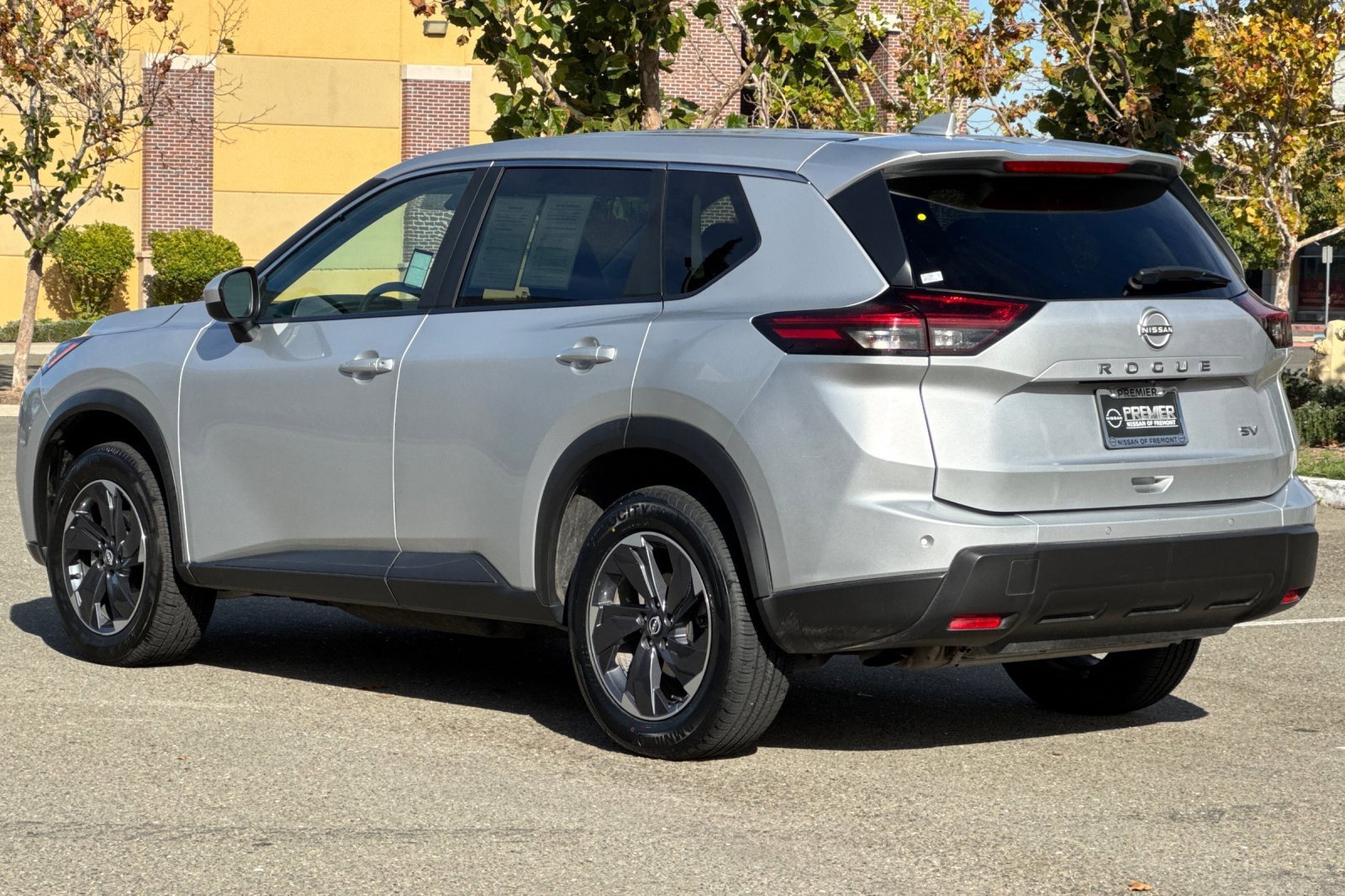 Certified 2024 Nissan Rogue SV image 6