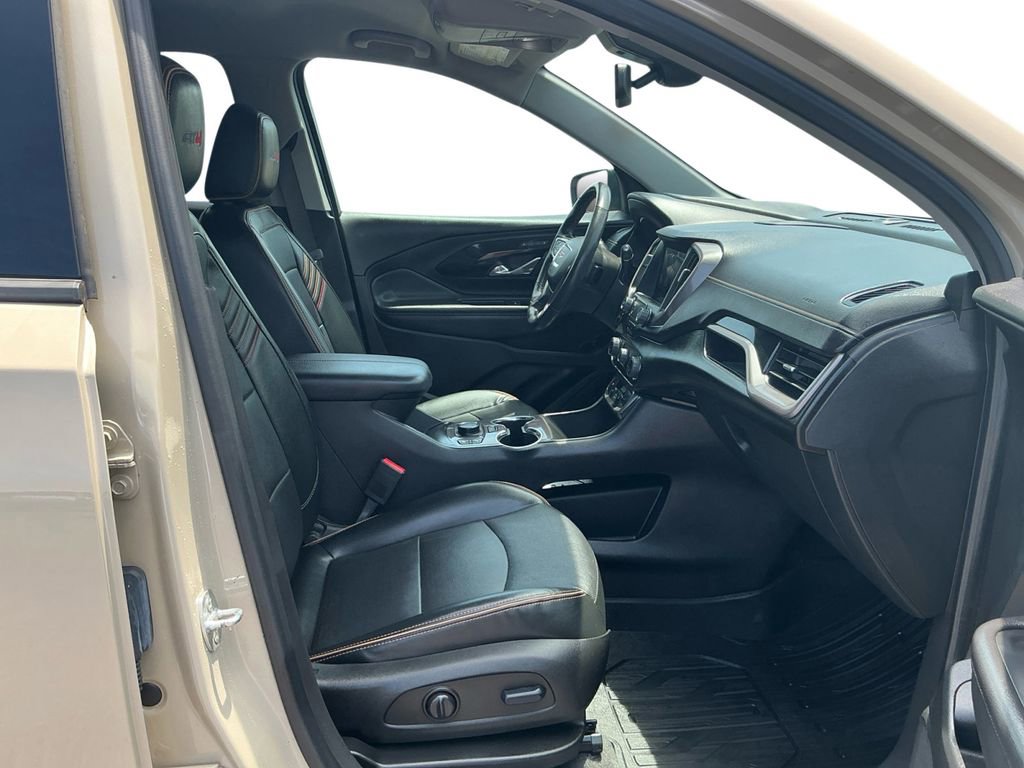 Used 2022 GMC Terrain AT4 w/ Infotainment Package II AWD/4WD image 22