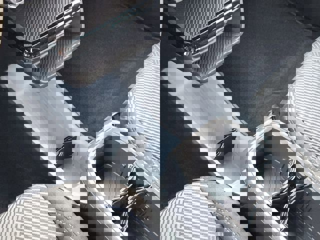 New 2027 Chevrolet Bolt LT w/ Comfort Package image 46