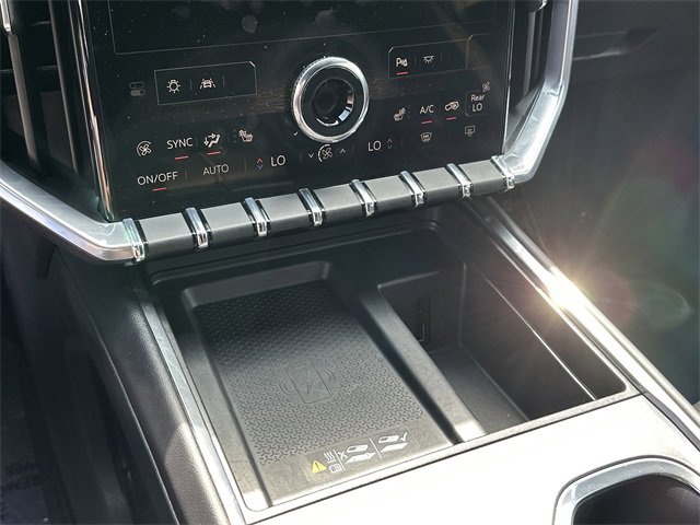 Used 2025 GMC Acadia Elevation image 23