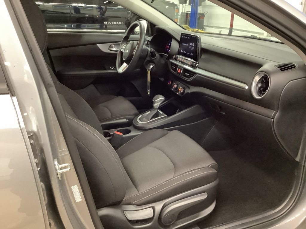 Certified 2024 Kia Forte LXS FWD image 10