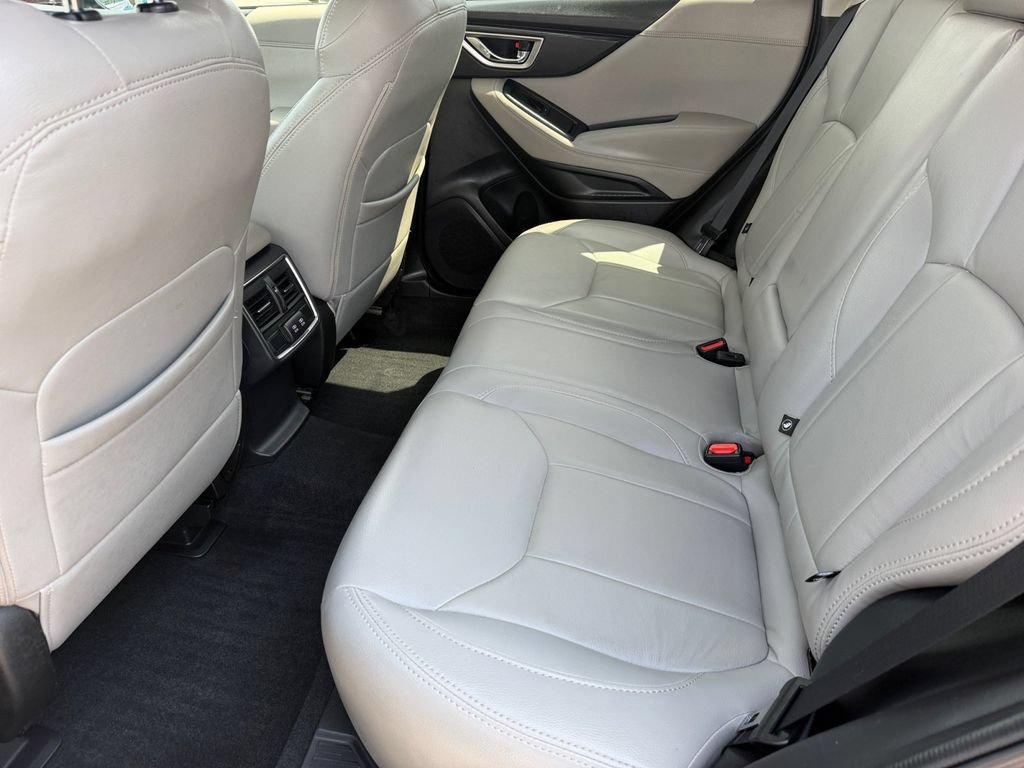 Used 2024 Subaru Forester Premium AWD/4WD image 14
