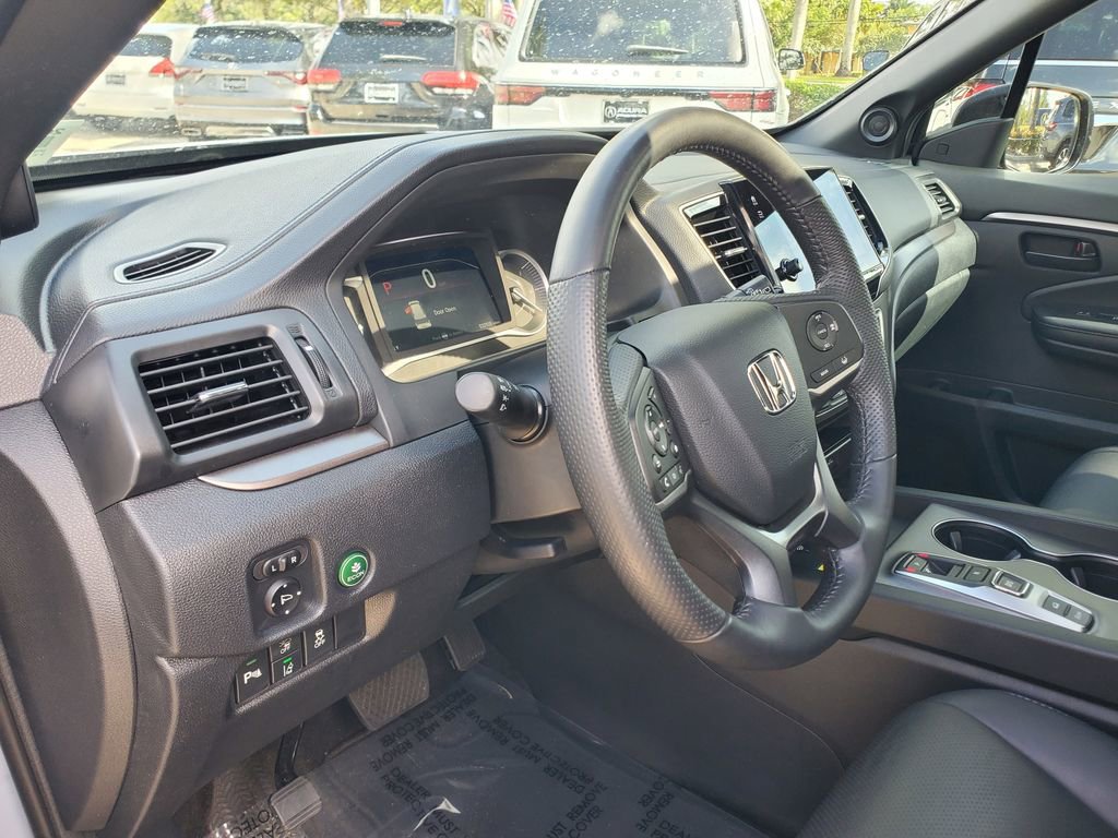 Used 2024 Honda Passport EX-L image 15