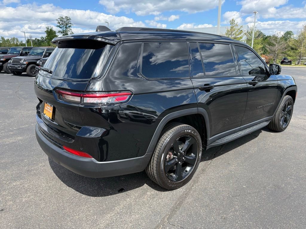Certified 2023 Jeep Grand Cherokee L Laredo AWD/4WD image 3