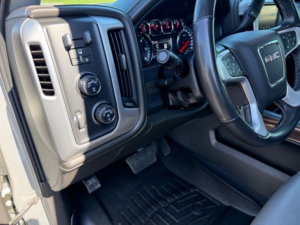 Used 2018 GMC Sierra 1500 SLT image 16
