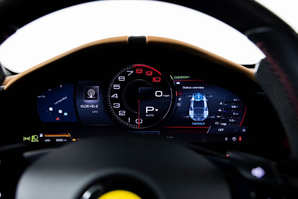 Certified 2022 Ferrari Roma image 42