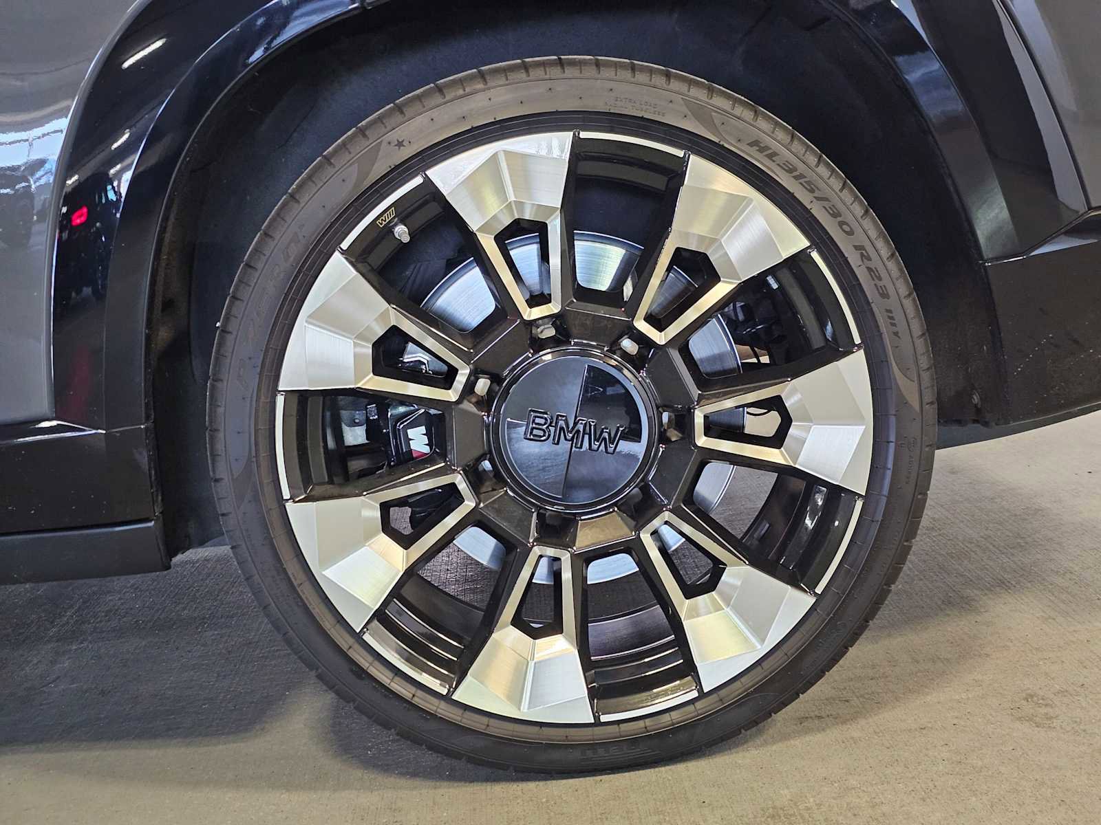 Used 2023 BMW XM AWD/4WD image 8
