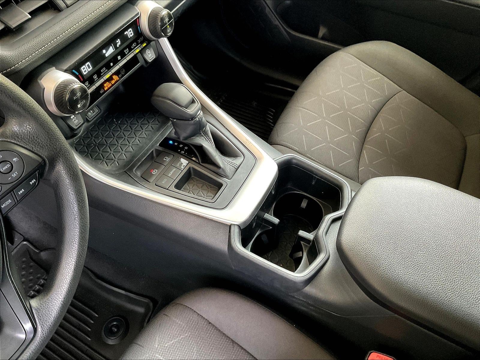 Used 2023 Toyota RAV4 XLE FWD image 18