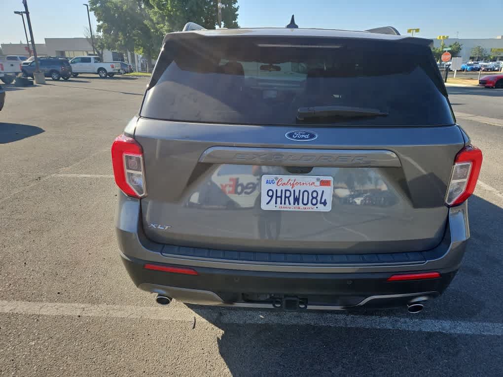 Certified 2023 Ford Explorer XLT w/ Equipment Group 202A RWD image 7