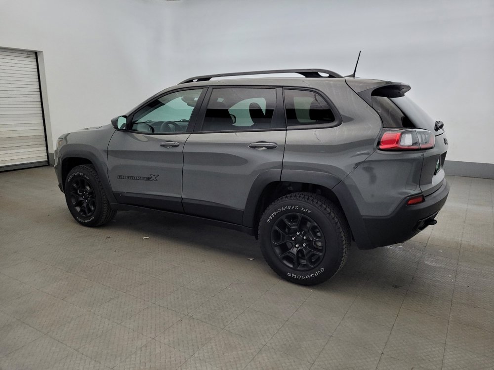 Used 2022 Jeep Cherokee Latitude w/ Sun & Sound Group image 3