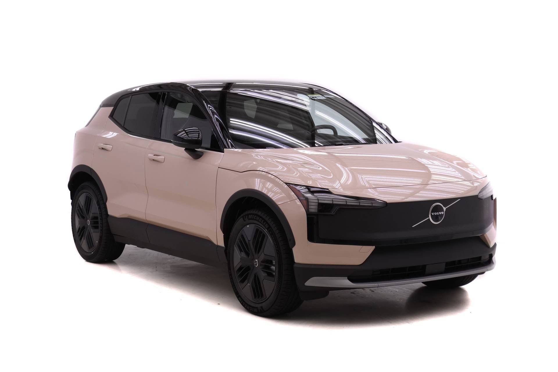 New 2026 Volvo EX30 Cross Country Ultra w/ Protection Package Premier AWD/4WD image 2