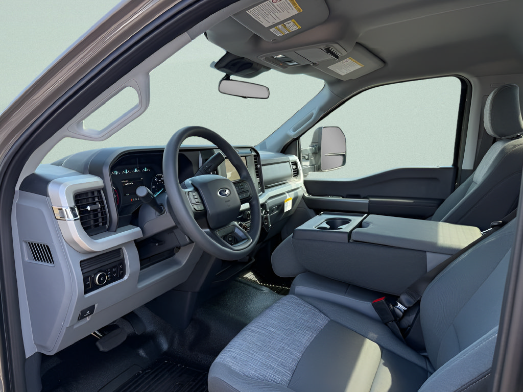 New 2026 Ford F250 XLT w/ FX4 Off-Road Package AWD/4WD image 3