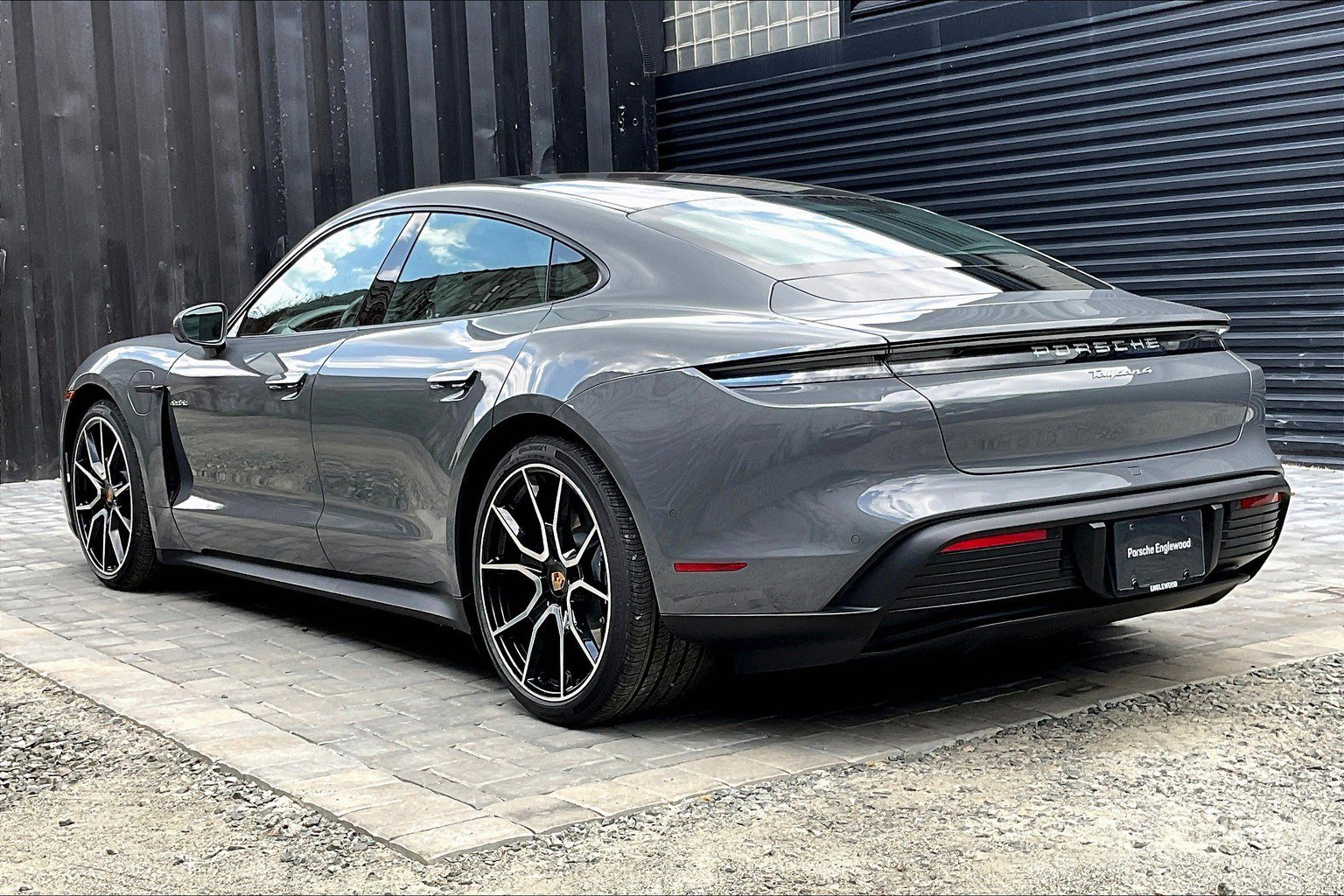 New 2025 Porsche Taycan image 3
