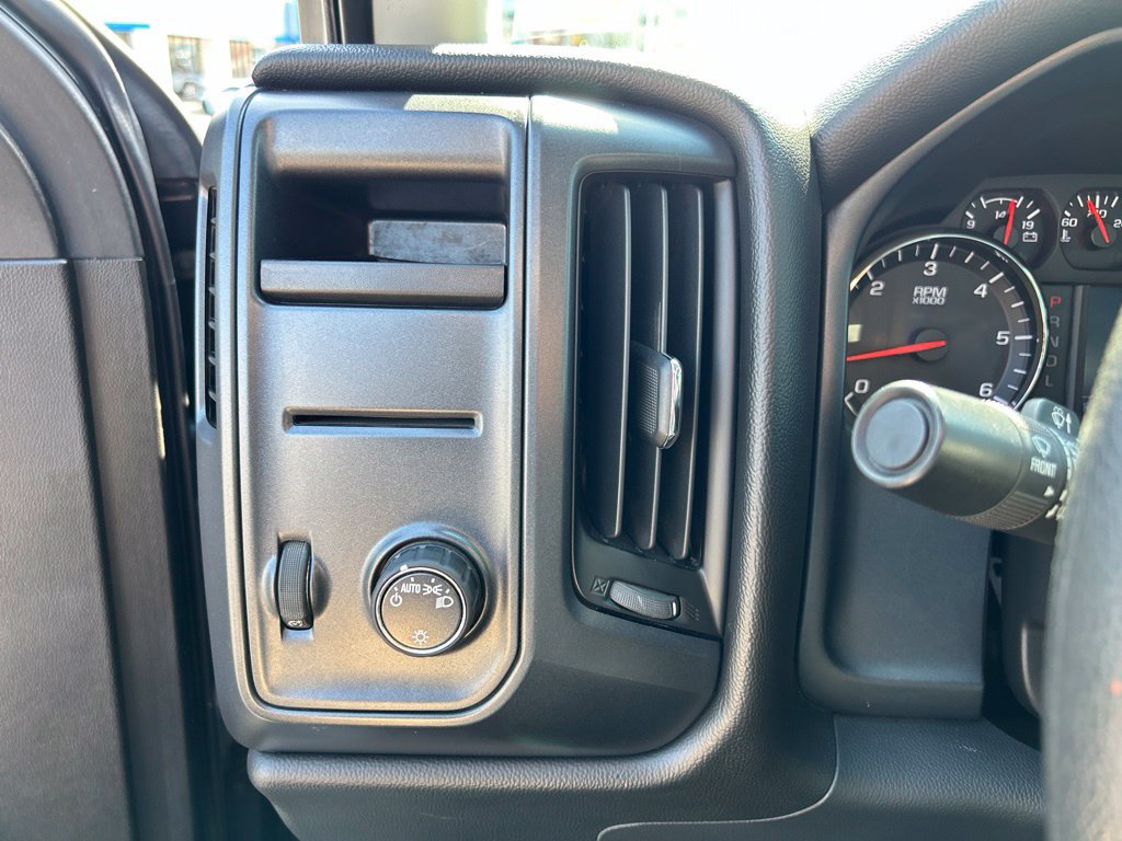 Used 2017 Chevrolet Silverado 1500 W/T w/ Trailering Package AWD/4WD image 19