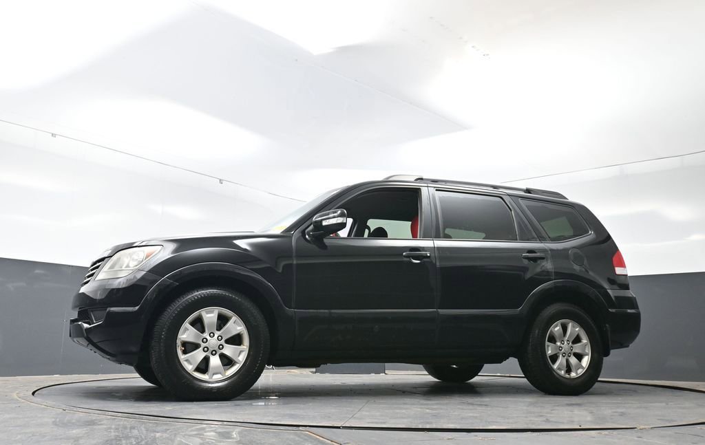 Used 2009 Kia Borrego LX RWD image 28