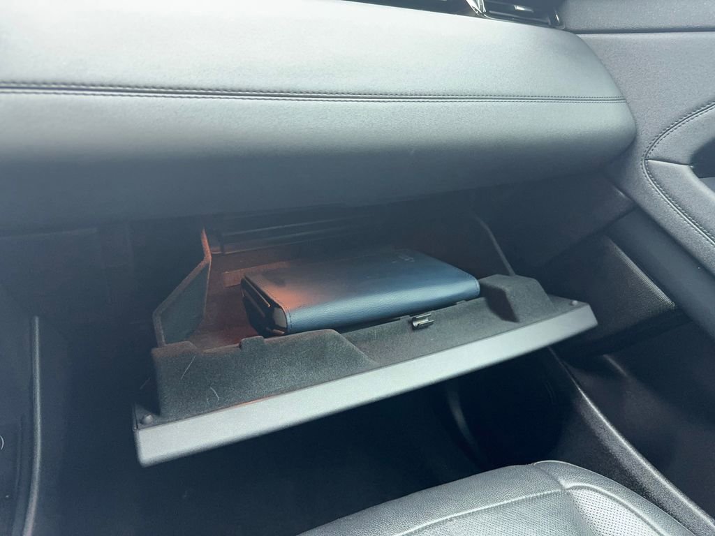 Used 2022 Land Rover Range Rover Evoque R-Dynamic S AWD/4WD image 45