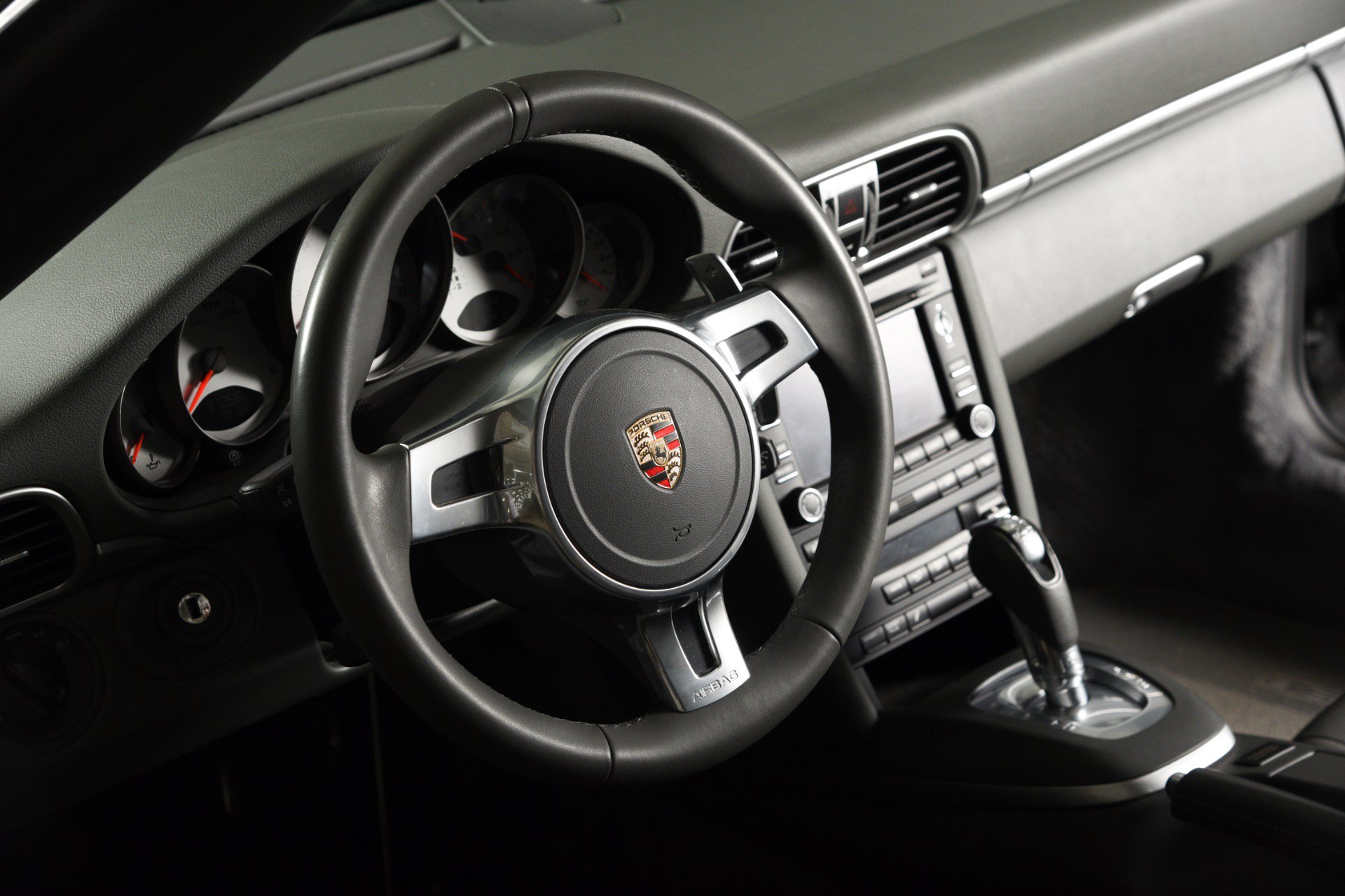 Used 2010 Porsche 911 Carrera S RWD image 4