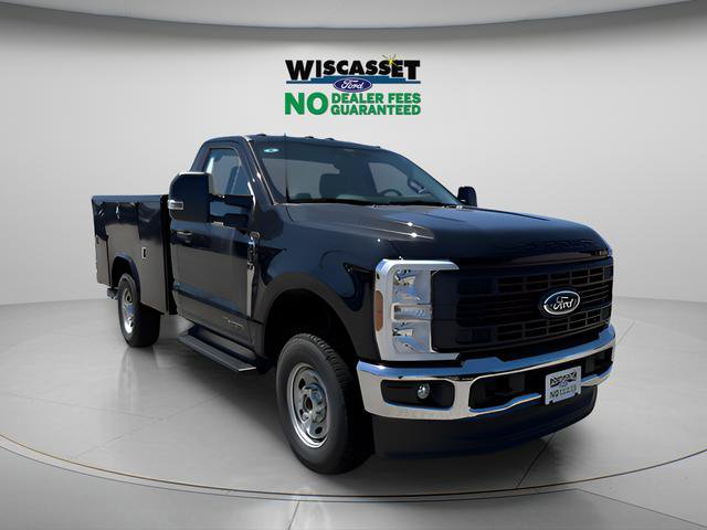 New 2025 Ford F250 XL w/ XL Chrome Package