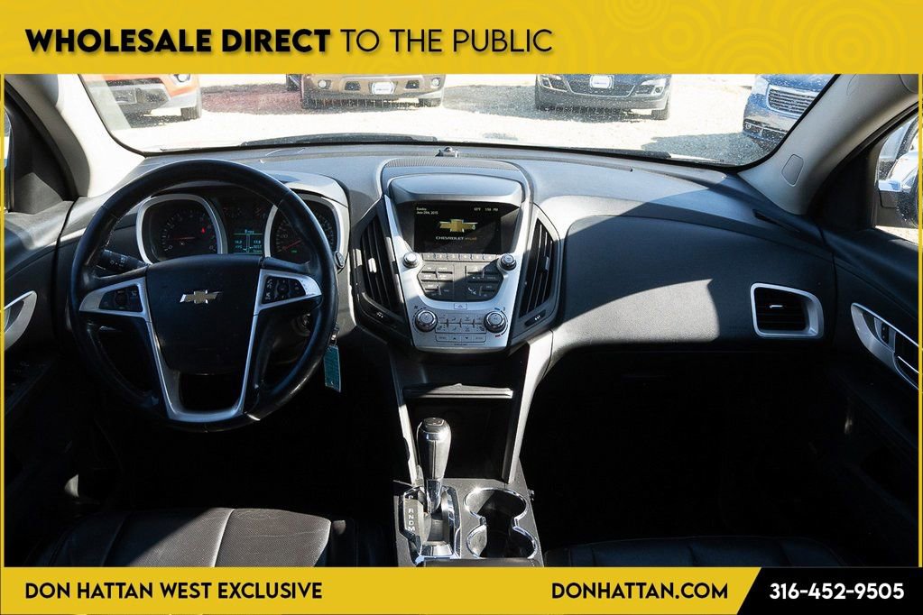 Used 2017 Chevrolet Equinox Premier w/ Enhanced Convenience Package image 4