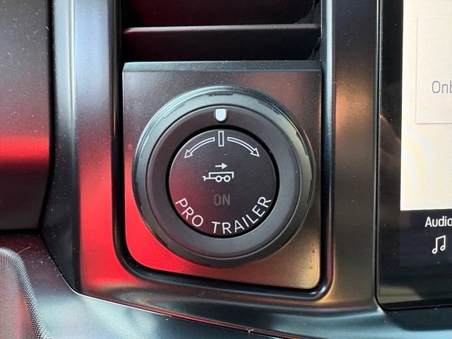 Used 2026 Ford F350 Platinum w/ FX4 Off-Road Package AWD/4WD image 24