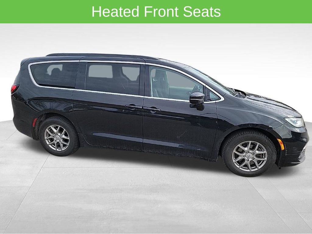 Used 2021 Chrysler Pacifica Touring w/ Cold Weather Group image 10