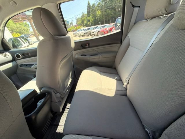 Used 2015 Toyota Tacoma PreRunner w/ SR5 Package RWD image 76