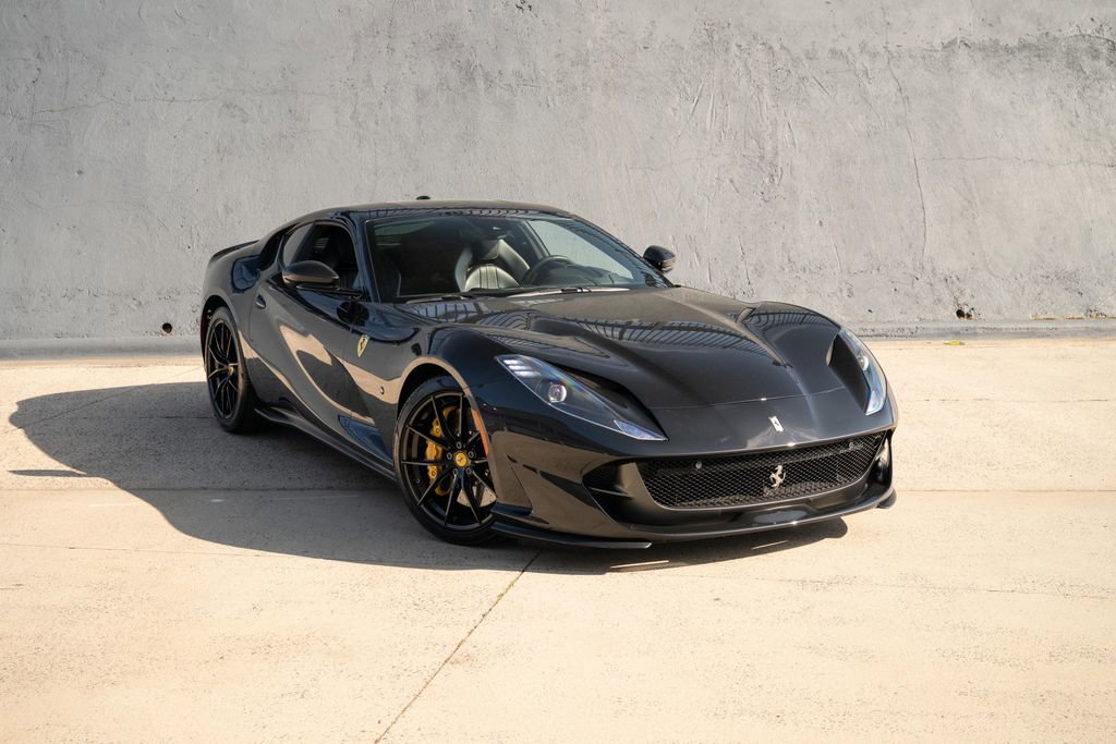 Used 2020 Ferrari 812 Superfast image 1
