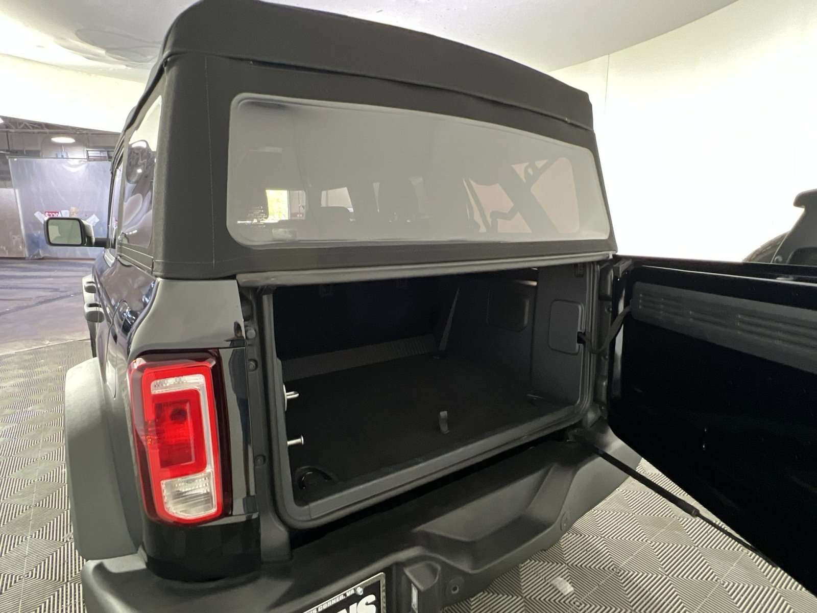 Used 2025 Ford Bronco Big Bend image 27