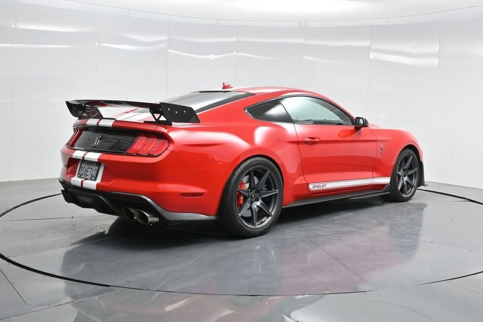 Used 2020 Ford Mustang Shelby GT500 w/ Technology Package RWD image 46