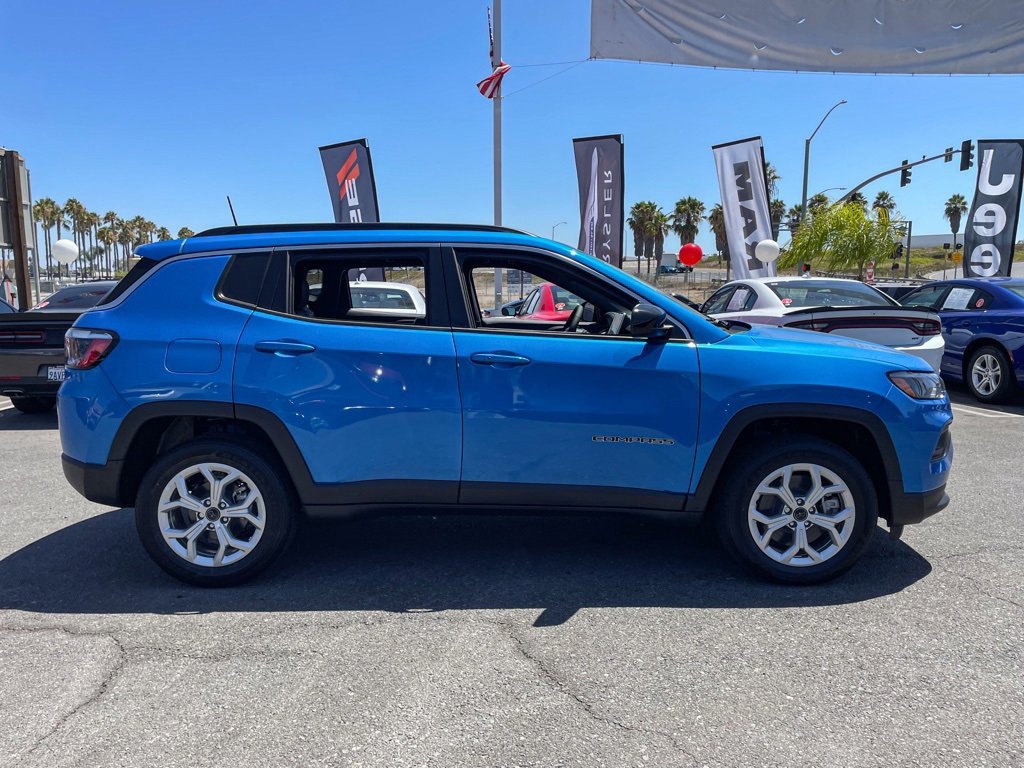 New 2025 Jeep Compass Latitude image 6