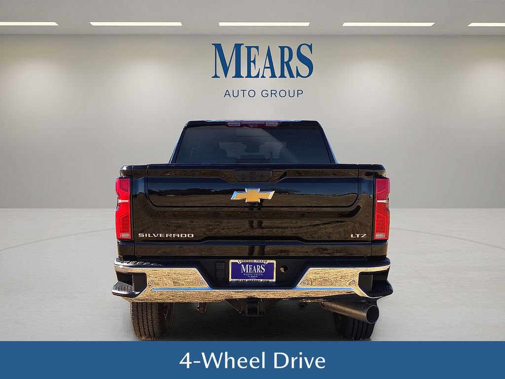 Used 2024 Chevrolet Silverado 3500 LTZ w/ LTZ Convenience Package image 5