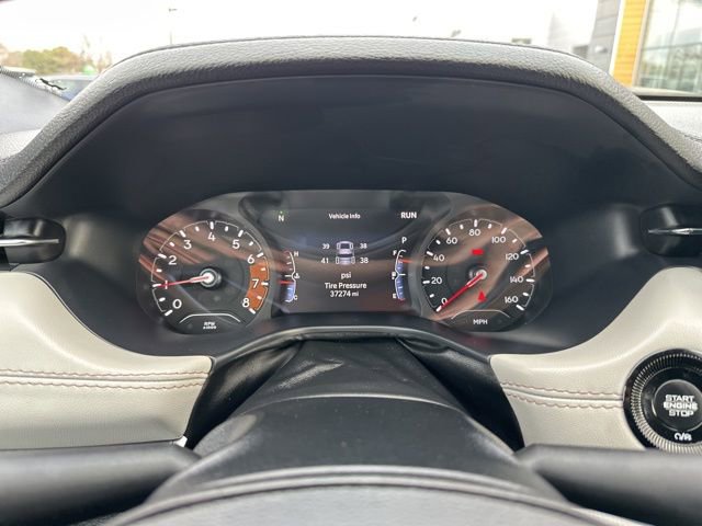 Used 2025 Jeep Compass Limited image 25