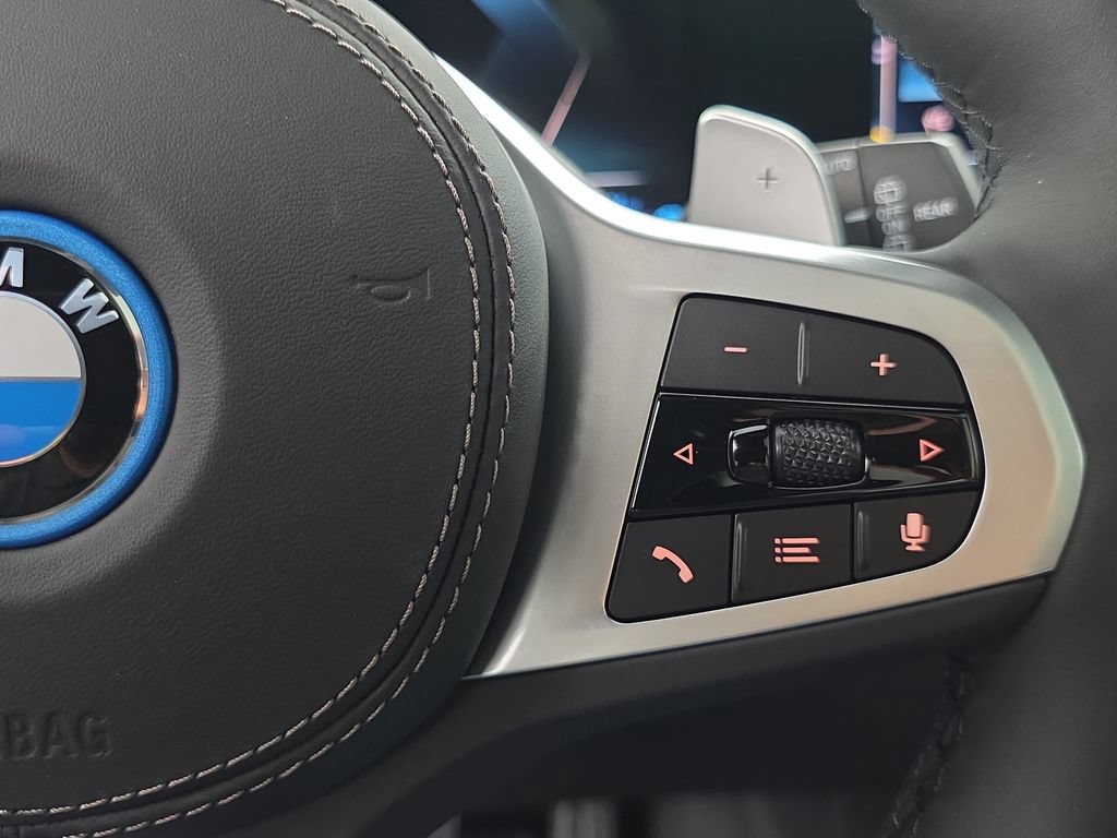 New 2026 BMW X5 xDrive50e w/ M Sport Package AWD/4WD image 18