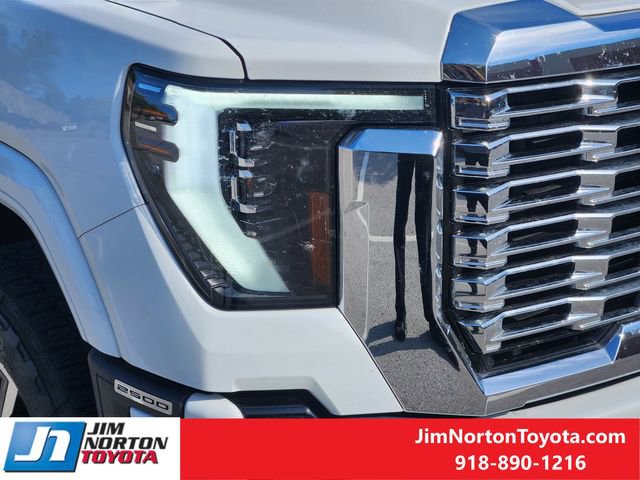 Used 2025 GMC Sierra 2500 Denali w/ Denali Reserve Package image 10